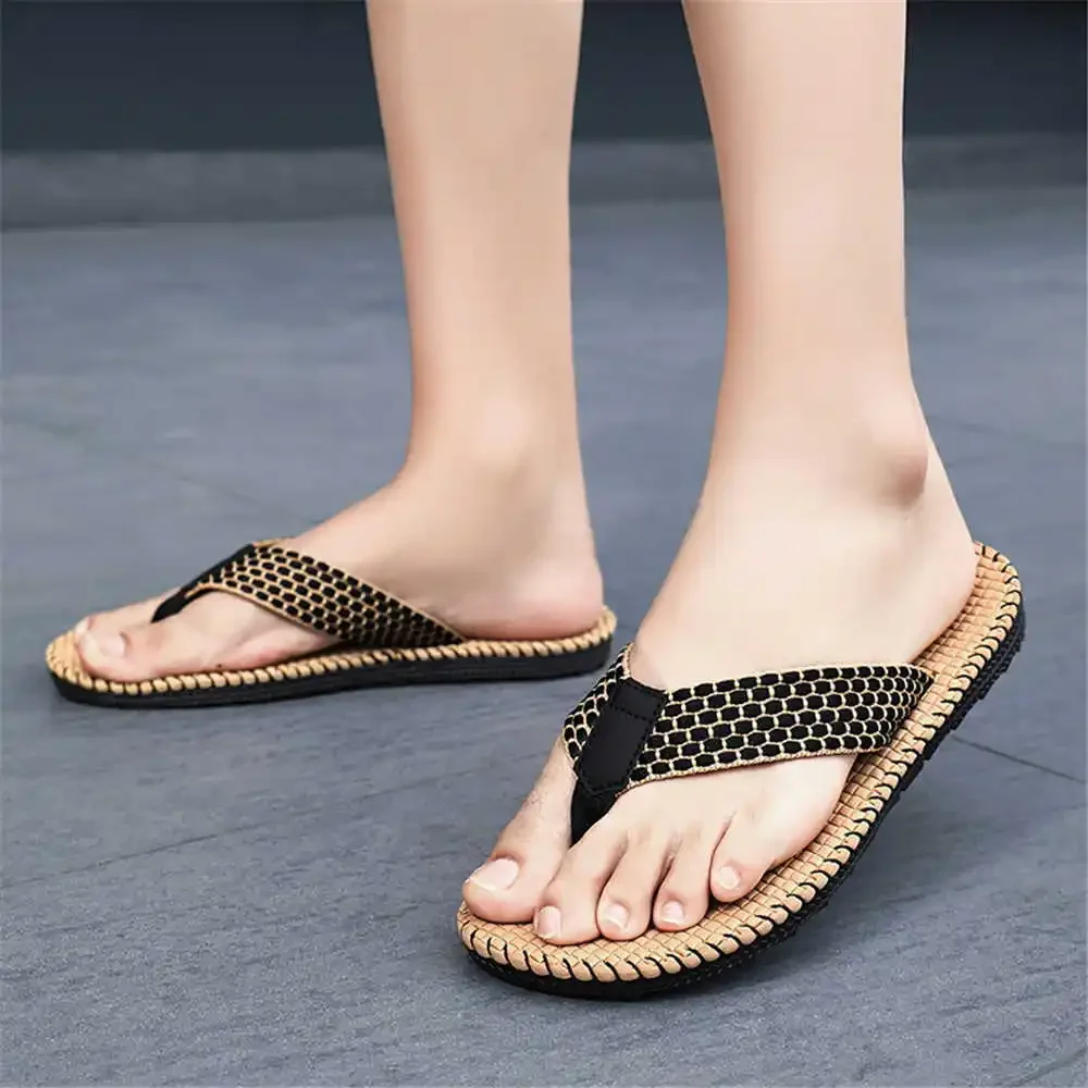 

House Open From Front Running Trainers Slippers For Shoes Barefoot Sandals Man Sneakers Sport Branded Luxury Sapato Athlete
