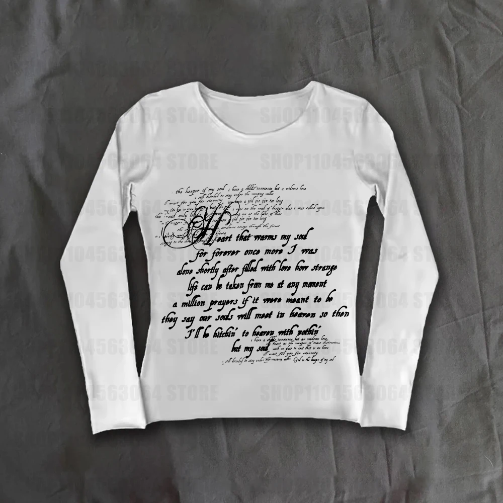 T-shirt a maniche lunghe in stile gotico scuro europeo e americano con stampa di lettere girocollo slim fit alla moda da donna piccante