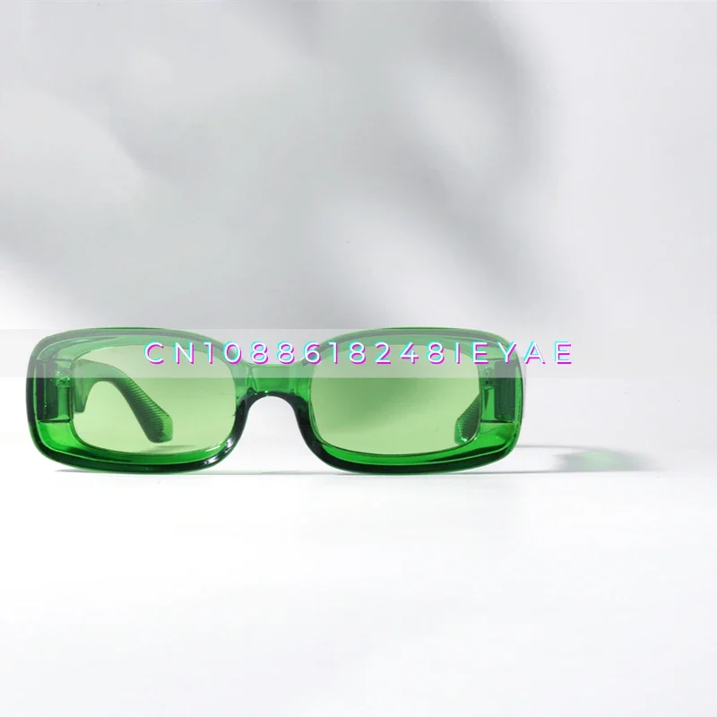 

Unique Emerald Sunglasses Uv400 Avant-garde Transparent Thick Frame Oval Blue Sunglasses