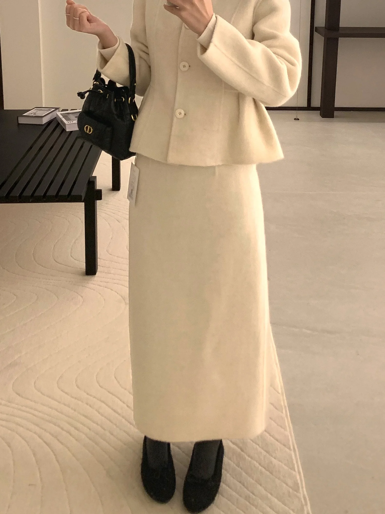 

Double-Sided Woolen White Truffle Skirt Korean Style Mid-Length Straight-Hemmed Half-Skirt Breathable Skin-Friendly Daily Wear