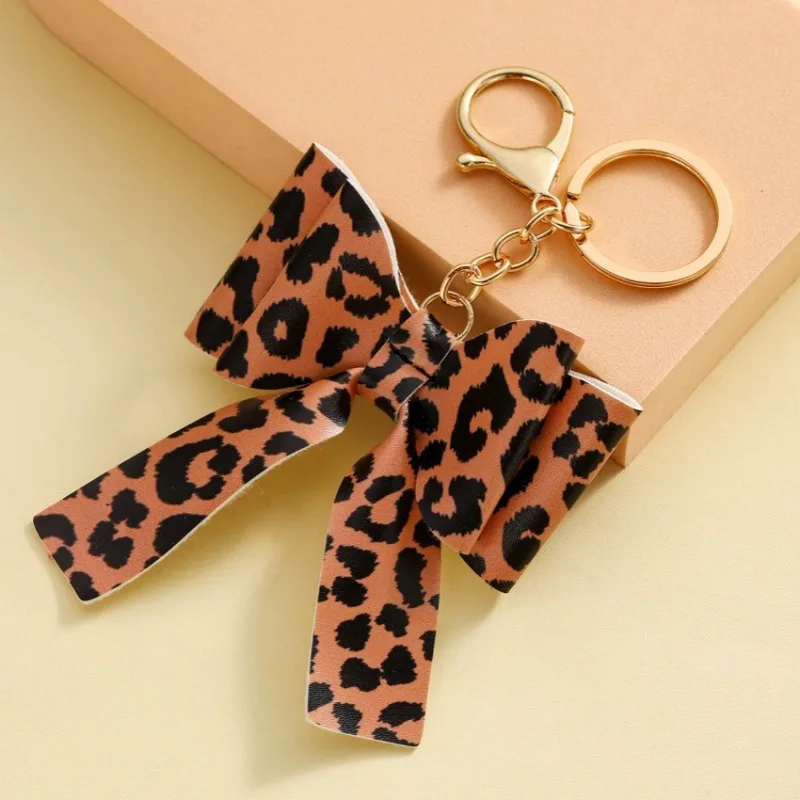 2PCS Random Fashion Keychain Butterfly Bows Key Ring for Women Girls Handbag Accessorie Car Keys