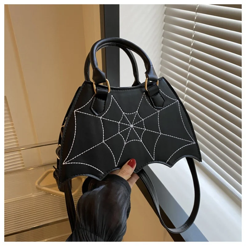 Women's shoulder bag punk dark bat bag shoulder bag Halloween fashion trend small personality handbag