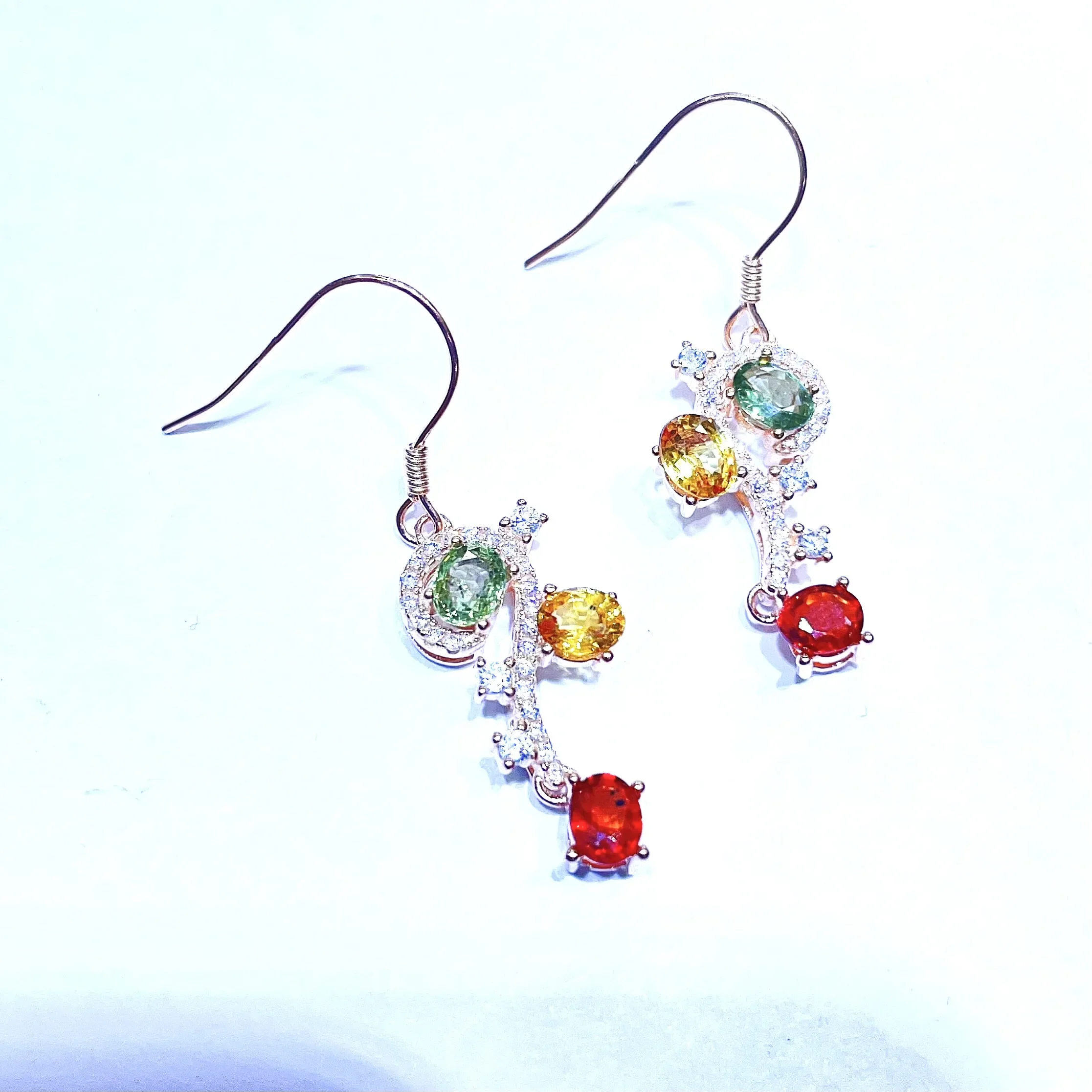 تصميم نمط الأحجار الكريمة إسقاط أقراط 6 قطع 4 مللي متر * 5 مللي متر مجموع 2.4ct أقراط الياقوت الأزرق الطبيعي مع 3 طبقات 18K طلاء الذهب #4