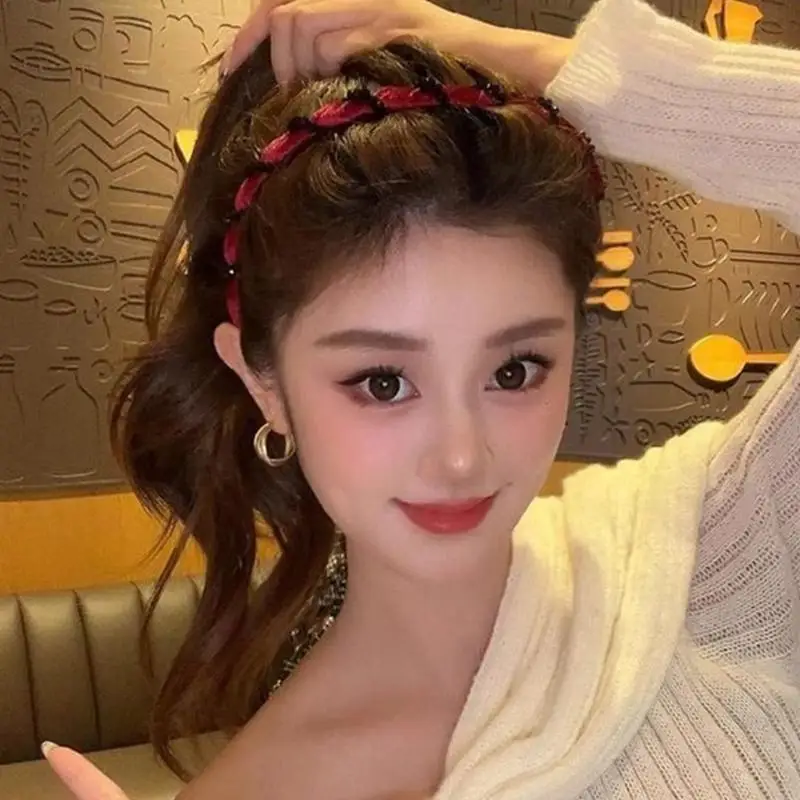 

A52E Shimmering Waving Rhinestones Headbands Soft Velvets Hairband Strong Hold Hairband For Wedding Party Daily Activity