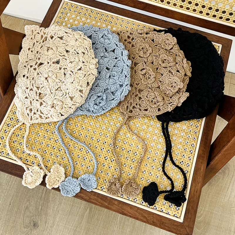 Mori Handmade Crochet Hollow Knitted Hats dla kobiet Lato Jesień Zdjęcie podróży Wszechstronna cienka oddychająca czapka z frędzlami