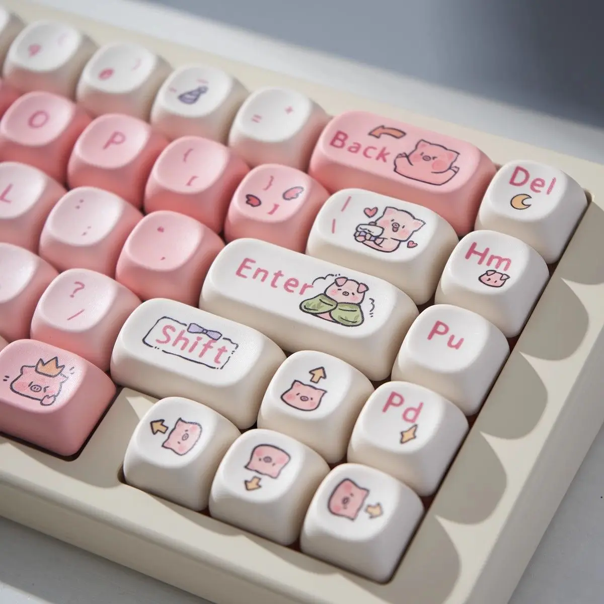 Cute Pink Pig Key Caps for Mechanical Keyboard MOA Height PBT Keycaps Match 68/87/98/104 Kawaii Style Girl
