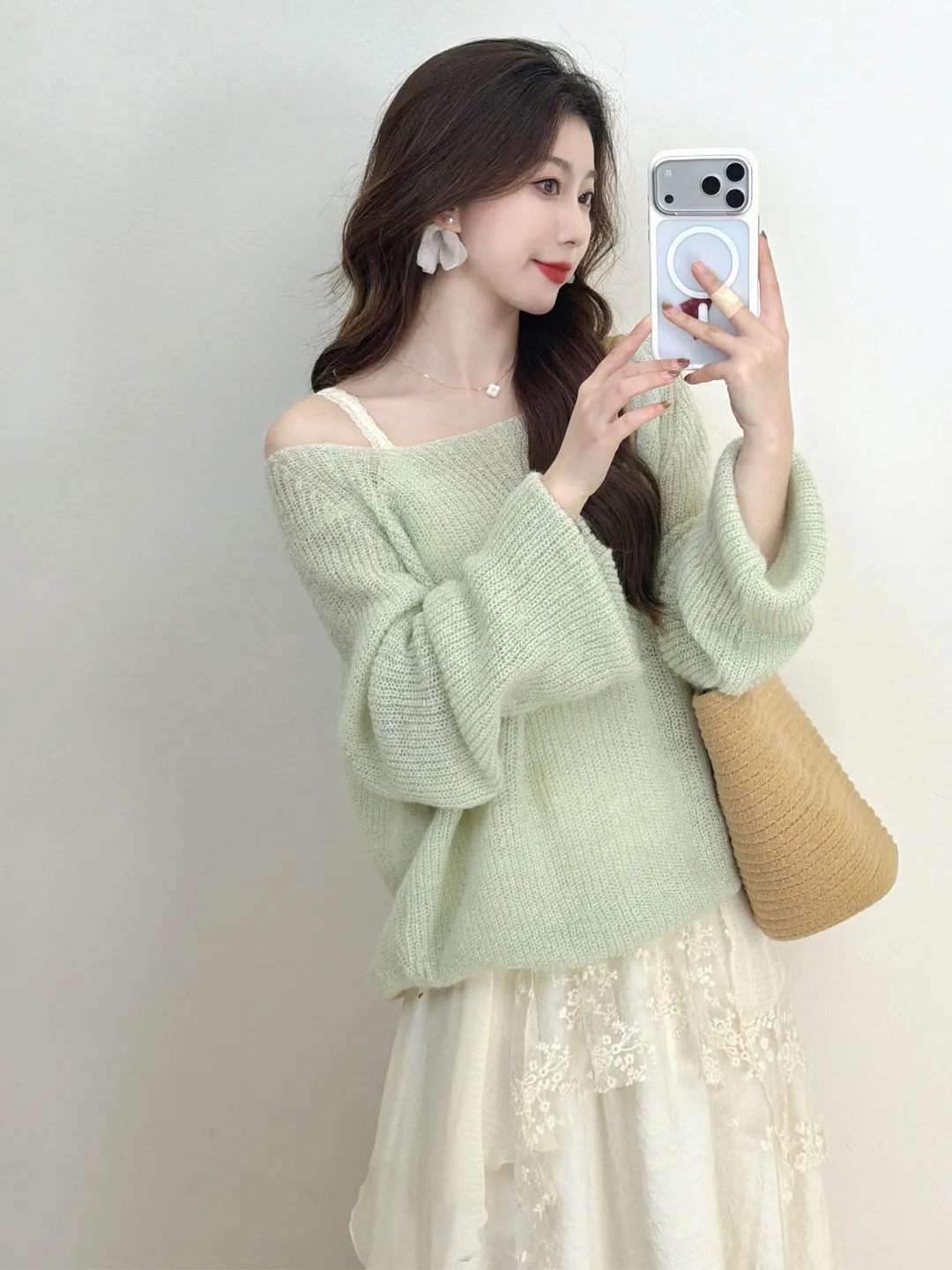 Spring Green Knitted Loose Shoulder Women's Top Thin Style Casual Comfortable Loose Fit Boring Neckline Short Sleeve Tunic