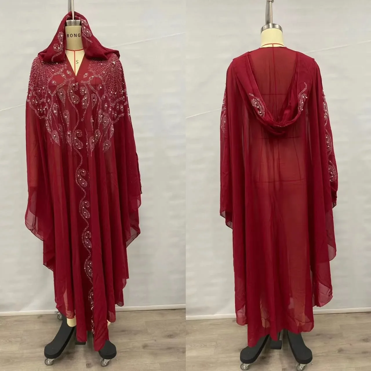 Middle East Africa Hot Sale Muslim Long Robe Shoulder Cover Hooded Cloak Batwing Sleeve Glittering Rhinestone Women's Dress