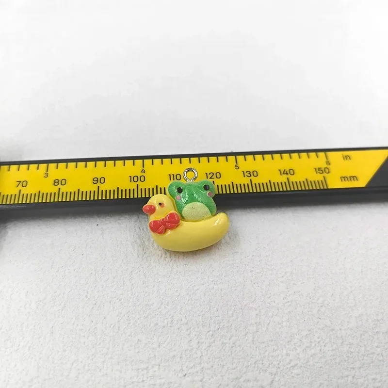 10Pcs Kawaii Frog Resin Charms, Cute Mini Animal Flatback Pendants for Keychain DIY Jewelry Making Findings