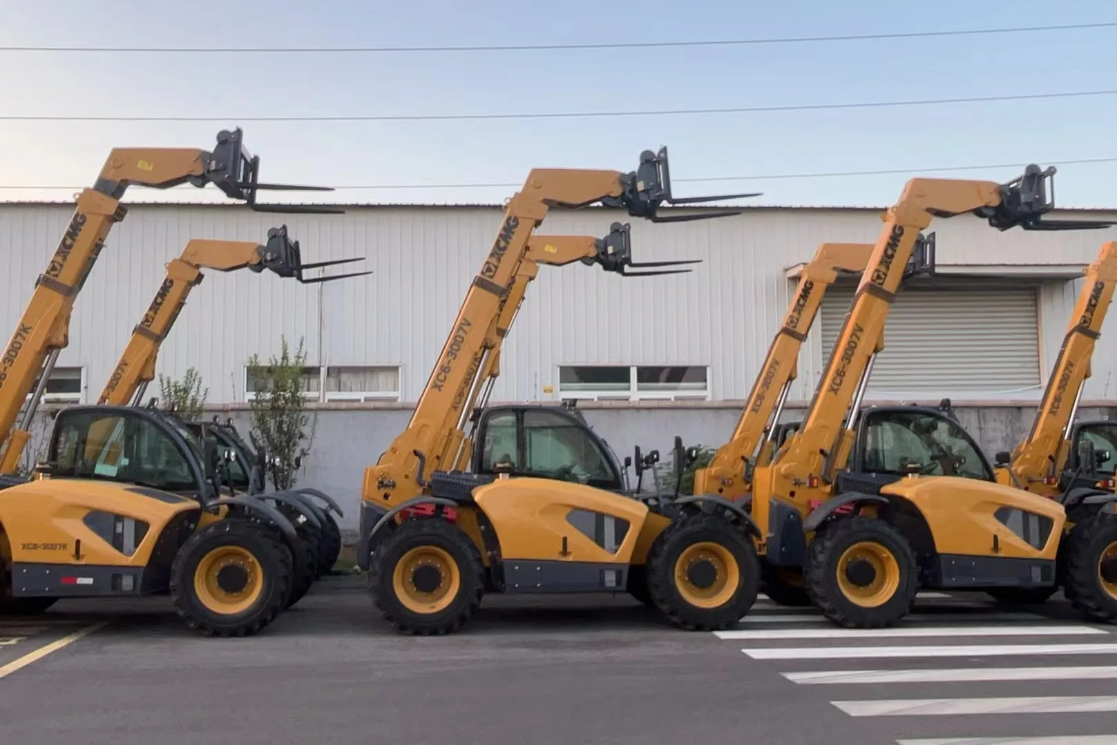 XCM-G new 3 ton XC6-3007K telehandler forklift