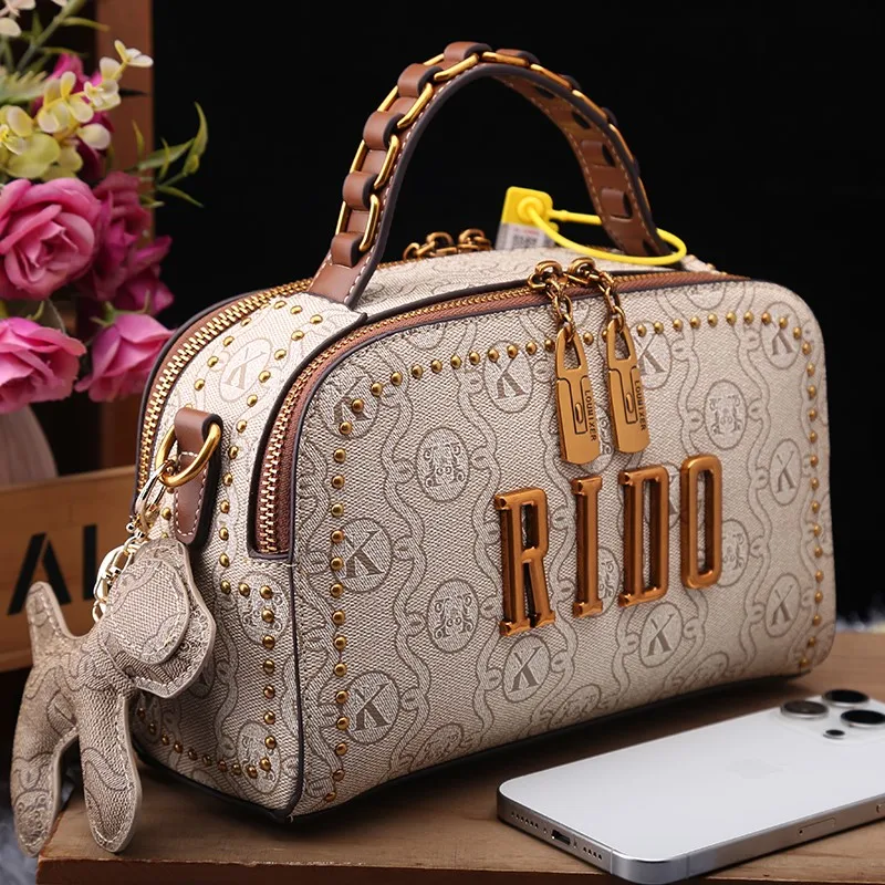Light Luxury Brand Women's Handbag 2025 New Autumn and Winter Fashion Retro Designer High-End Single Shoulder Crossbody Small Sq