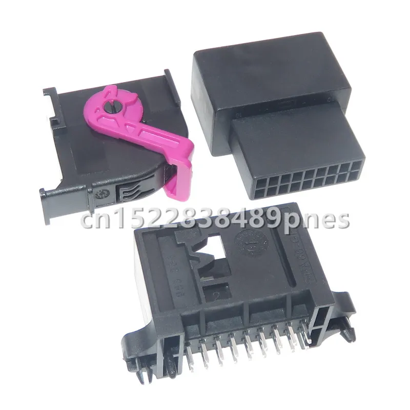 18 Pole 5Q0 972 718A ECU 5Q0972718A Car Instrument Conenctor Auto Wiring Socket 1-1355154-1 For GOLF Lamando