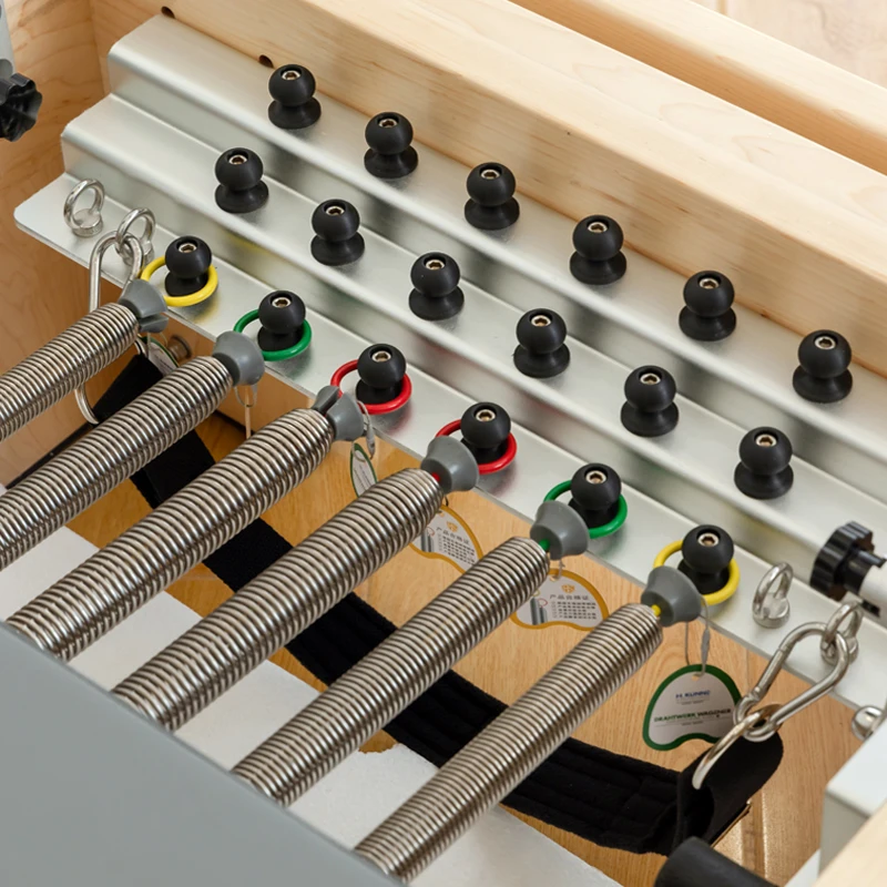 آلة تشكيل الجسم متعددة الوظائف من YTYIN |   سرير تدريب مرتفع بالكامل لاستوديو البيلاتيس واللياقة البدنية واليوجا