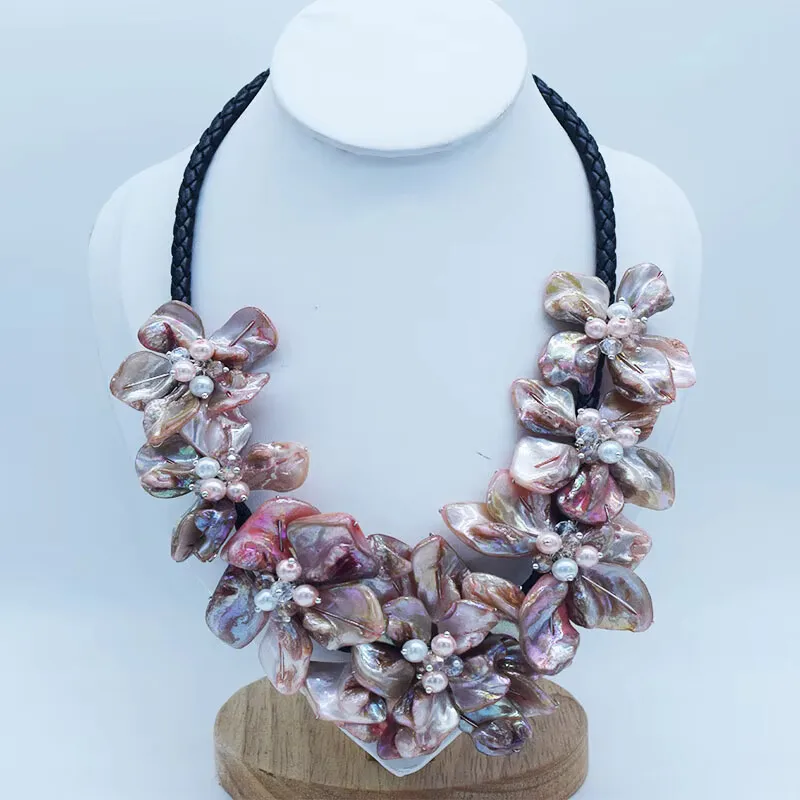 Shell flowers necklace white/black/pink/brown/green/purple handmade necklace 48cm FPPJ Women‘s necklace