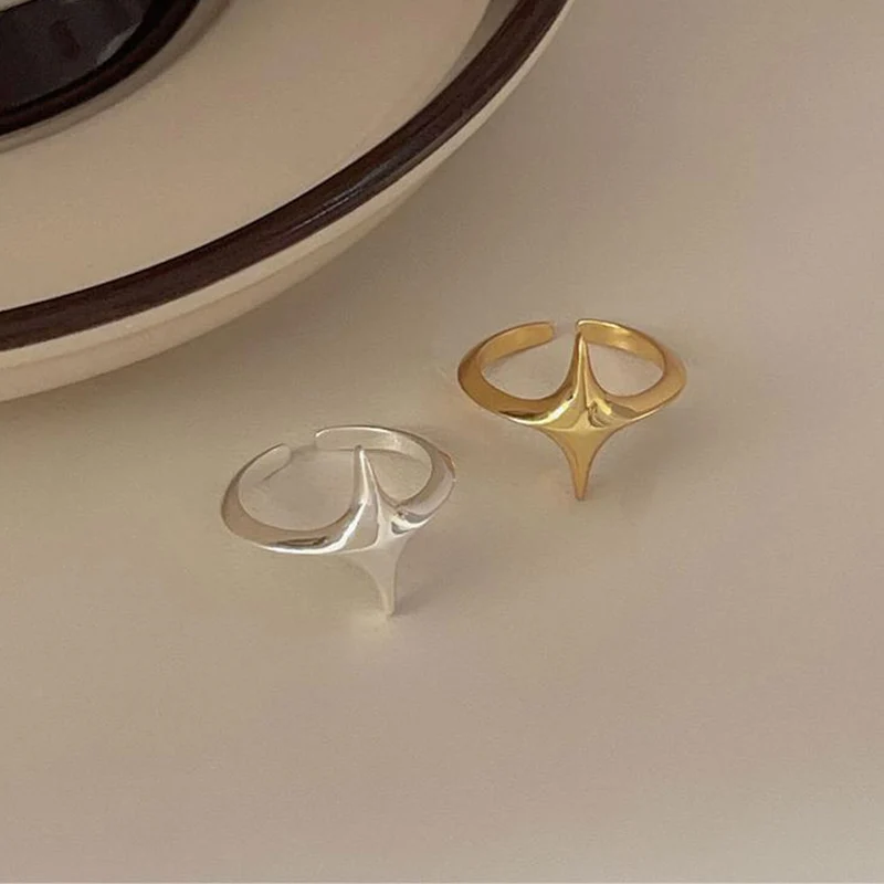 Anelli geometrici a stella liscia Color argento Mewanry per le coppie delle donne regali di gioielli per feste di anniversario semplici ed eleganti coreani alla moda