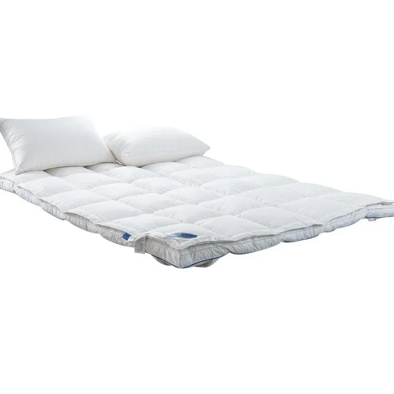 Wholesale Mattress Pad Classic Custom Soft Knitted Cotton Fabric Mattress White Goose Down Double Layered Quilted Mattresses