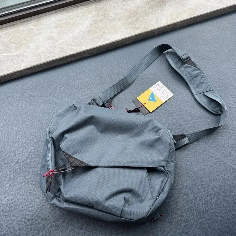 2026 Laptop Shoulder Bag Unisex for Bike Riding Office Daily Travel 8L Minimalist Outdoor Crossbody Messenger Pack Portable