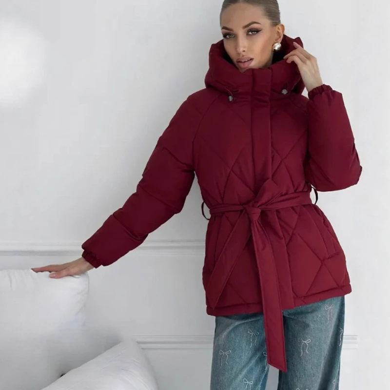 Solid Color Retro Zipper Belt Warm Coat 2026 Autumn/Winter New Fashionable Light Luxury High End Hooded Thickened Jacket Women's