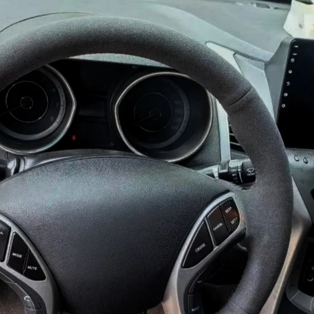 Customized Car Steering Wheel Braid Cover Hand Sewing Soft Suede Leather For Hyundai Elantra 2011-2016 Avante i30 2012-2016 ﻿