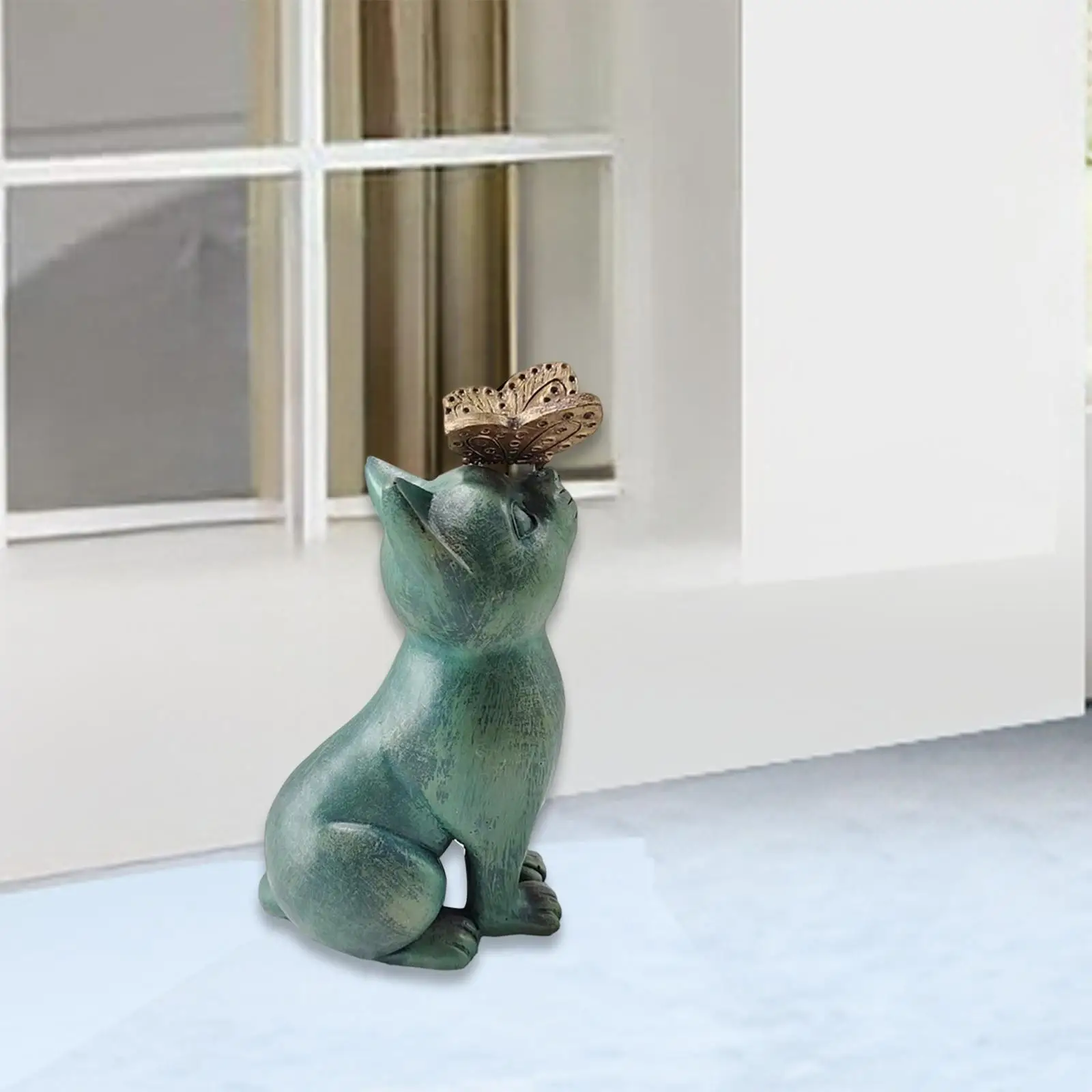 القط النحت القط مع فراشة حديقة تمثال القط تمثال حديقة ديكور في الهواء الطلق للحديقة