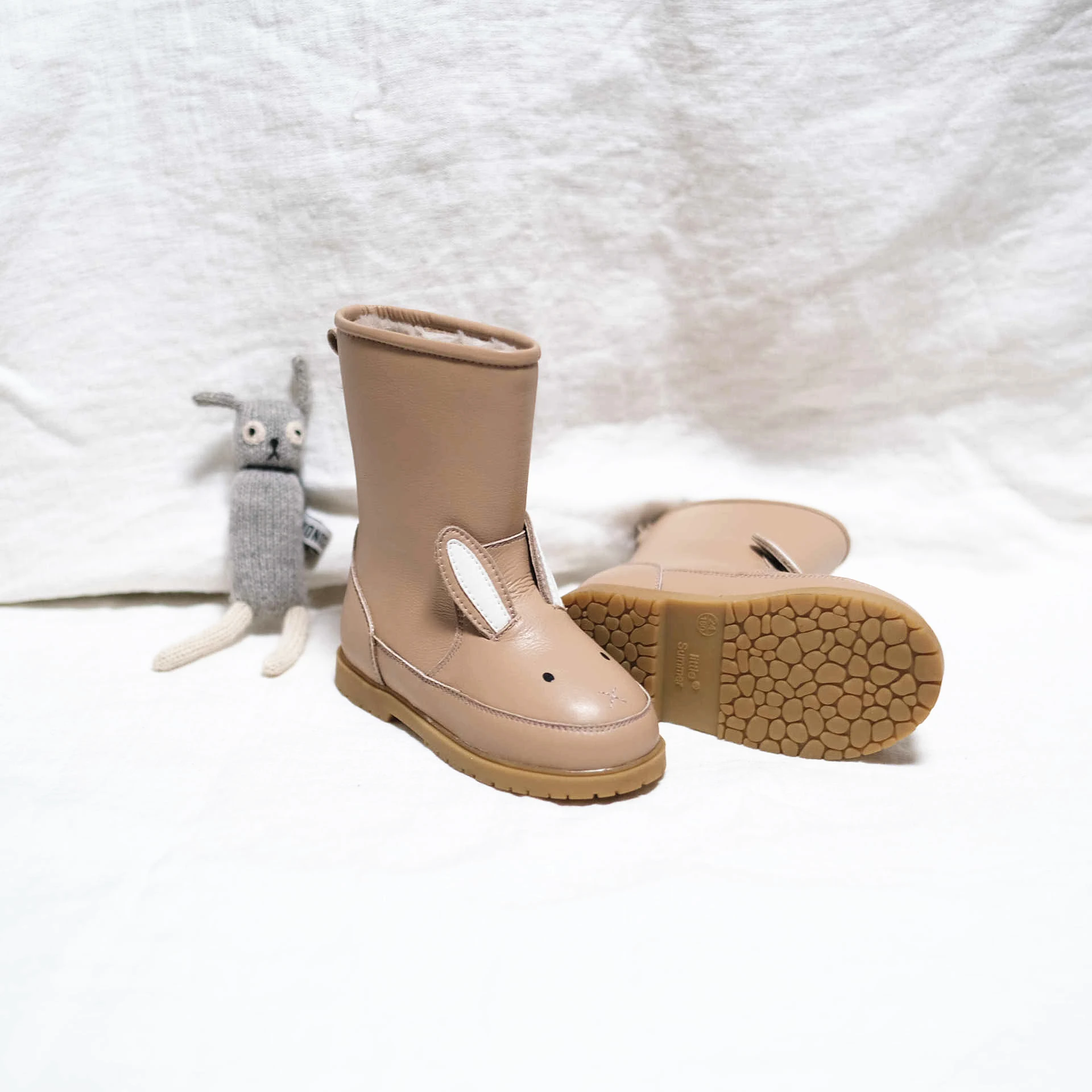 Botas de nieve de piel auténtica para niños y niñas, zapatos de animales de dibujos animados, conejo, oveja, felpa corta cálida, moda informal, Invierno