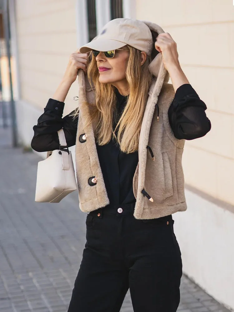 HH Women's Autumn New Fashion Short Coats Solid Hooded Sleeveless Single Breasted Vest Female Chic Casual Waistcoats Trendy