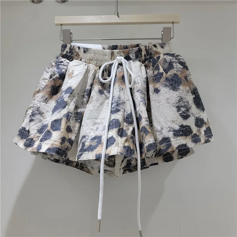 

American Retro Camouflage Print Denim Mini Skirt - Women's 2026 Summer New Versatile, Slimming, Loose Fit, Hot Girl Style