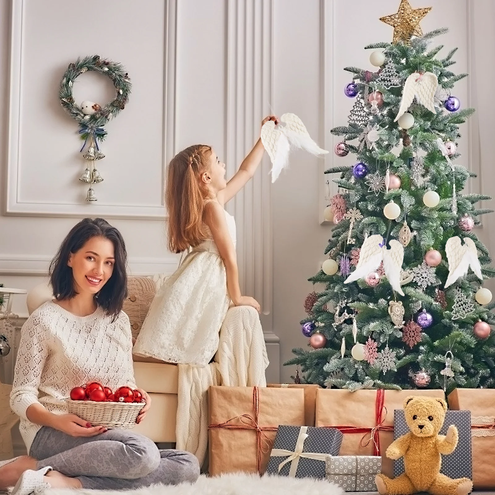 

2Pcs Home Decor Hanging Ornaments Christmas Pendant for Holiday Xmas Tree Decoration Premium Plastic Craft Festive Winter Party