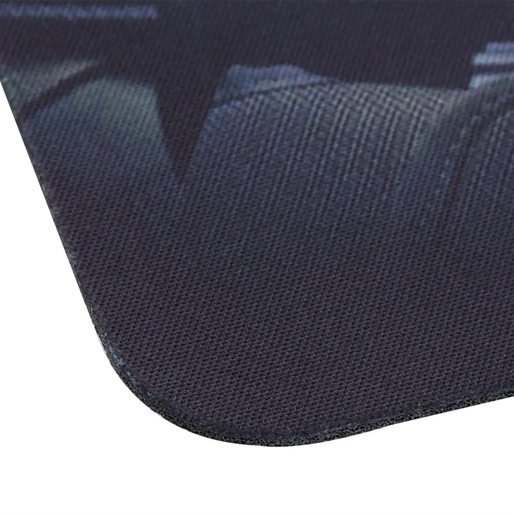 3D Pistol Pattern Laptop Computer Anti-Slip Mouse Pad Mat Mice Pad For Optical Laser Mouse Waterproof Table Mat 22cm*18cm