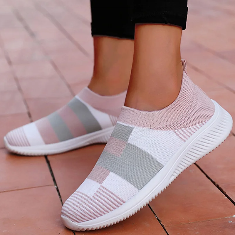 Sneaker da donna Colore misto Mesh Sneakers Scarpe da donna Casual Zapatillas De Mujer Calzature slip-on Scarpe piatte da donna vulcanizzate