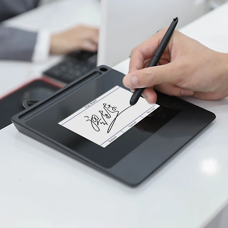 

fingerprint supported digital signature device