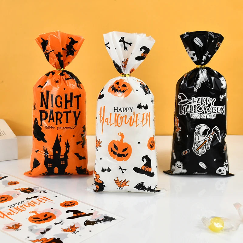 50Pcs Halloween Candy Bags Pumpkin Ghost Plastic Cookie Package Bags Trick Or Treat Kids Gift Wrapping Bags Haloween Party Decor