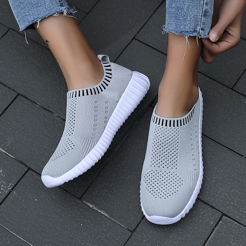 Women Casual Sneakers Mesh Breathable Sport Shoes for Woman Vulcanized Shoes Summer Female Socks Walking Shoes Woman Footwear