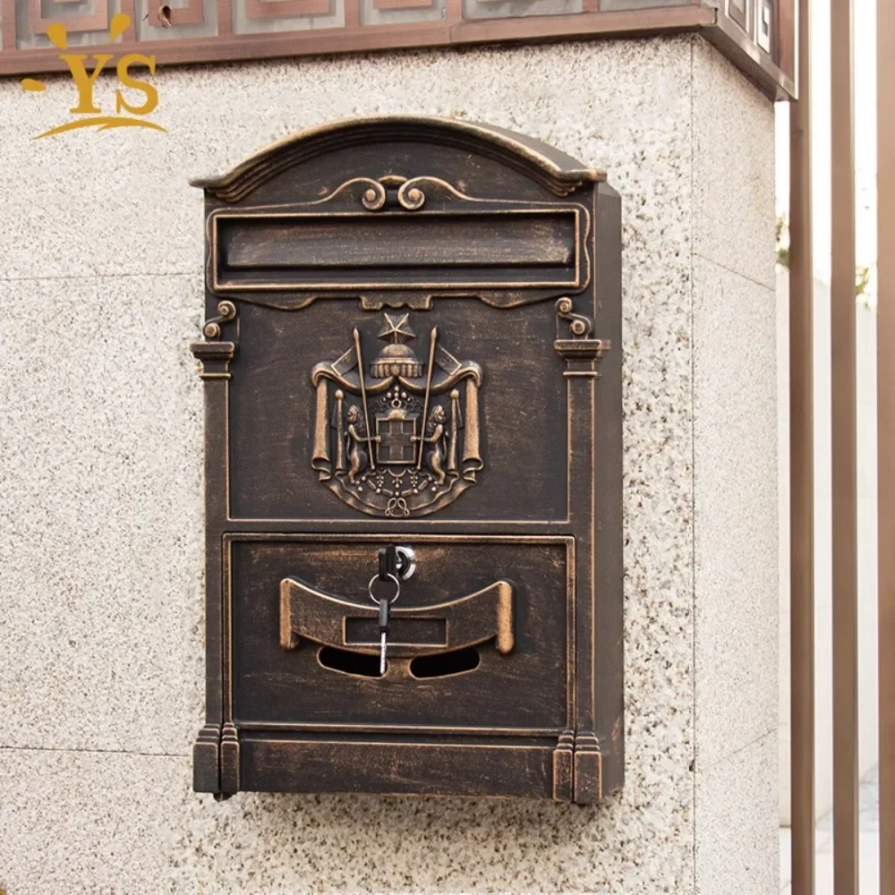 European-style villa outdoor door mailbox