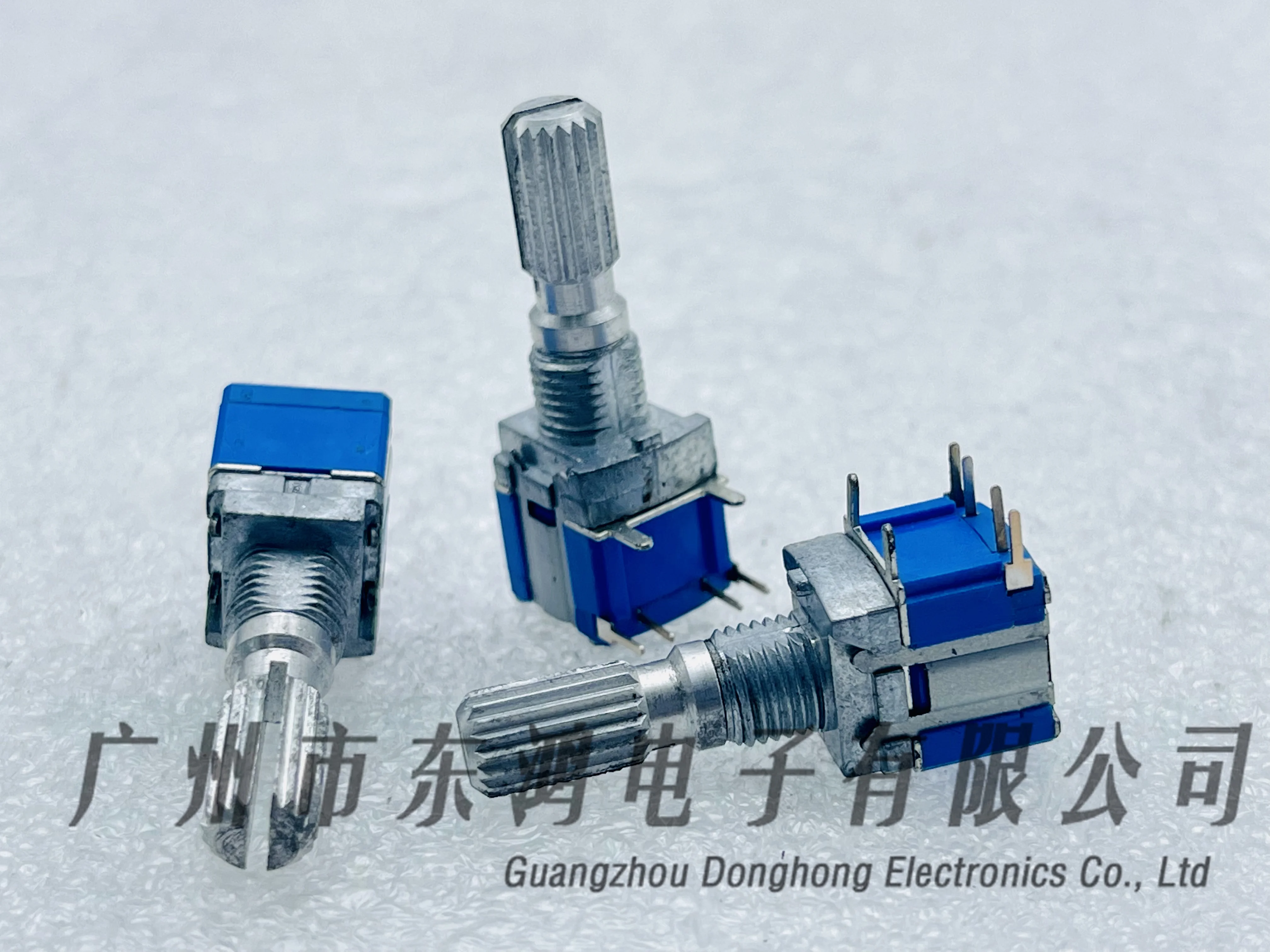 1PCS High quality EC09encoder volume 20 Positioning mixer DJ station power amplifier volume adjustment control shaft length 20mm