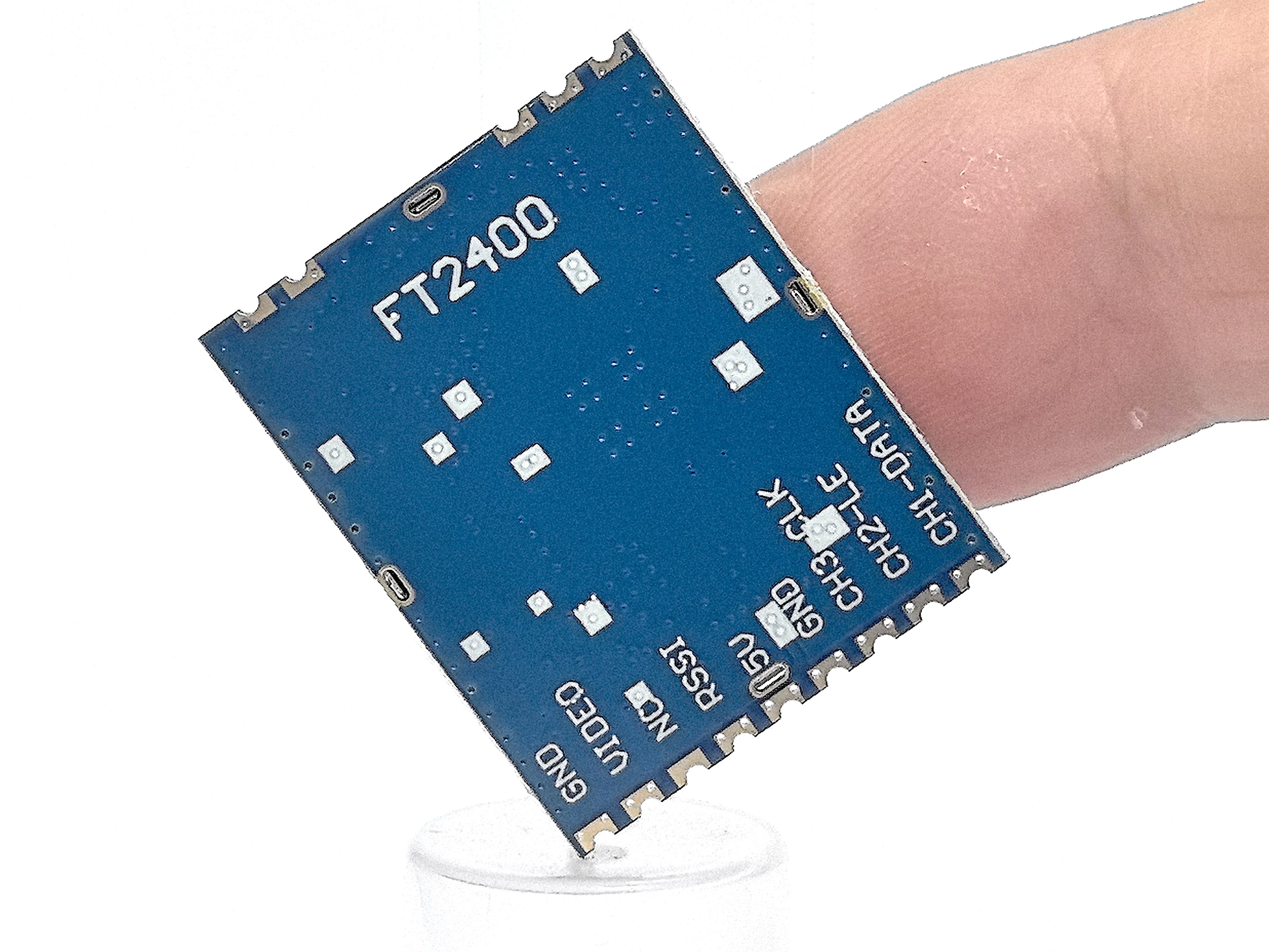 

Flyto FT2400 2,4G (2300-2600 МГц) VRX беспроводная передача изображения с открытым исходным кодом, прием SPI, совместимая со контактами RX5808/MM238R