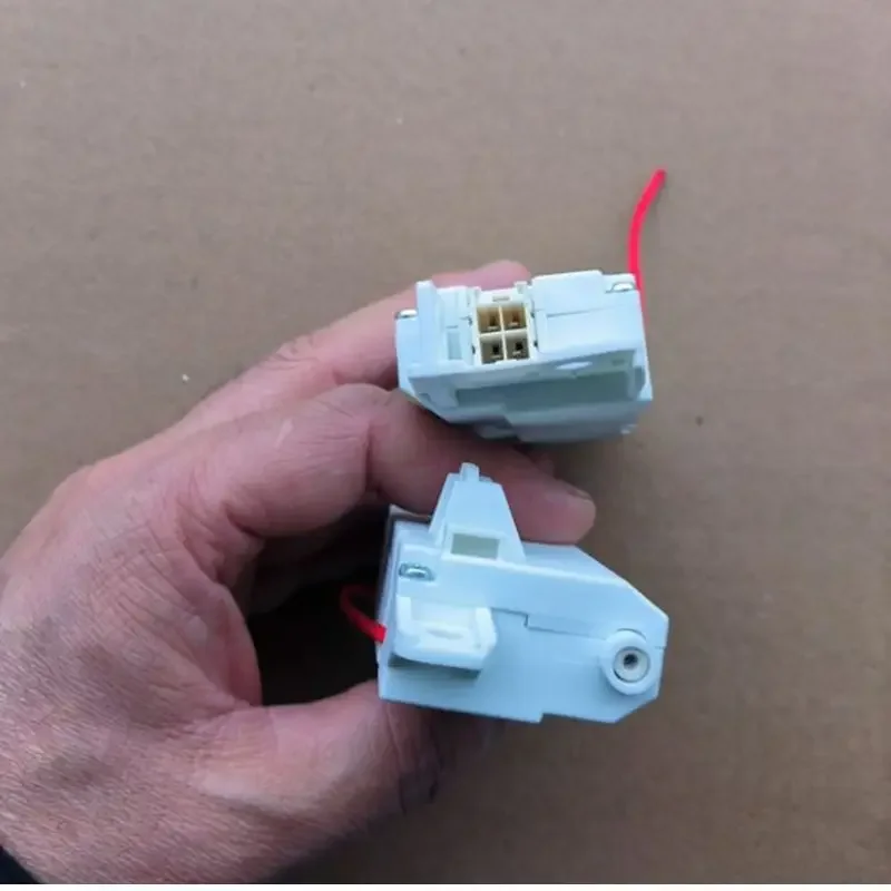 1 قطعة جديد لLG قفل باب الغسالة تأخير التبديل EBF 61215202   أجزاء الغسالة DM-PJT 16V 0.95A