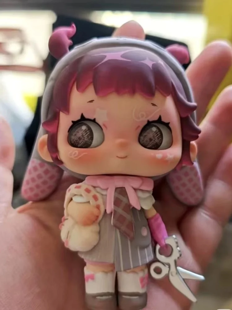 

Heyone Original Reina 33 Farce Series Blind Box Figure Cute Collectible Doll Desktop Ornament Surprise Gift For Kids