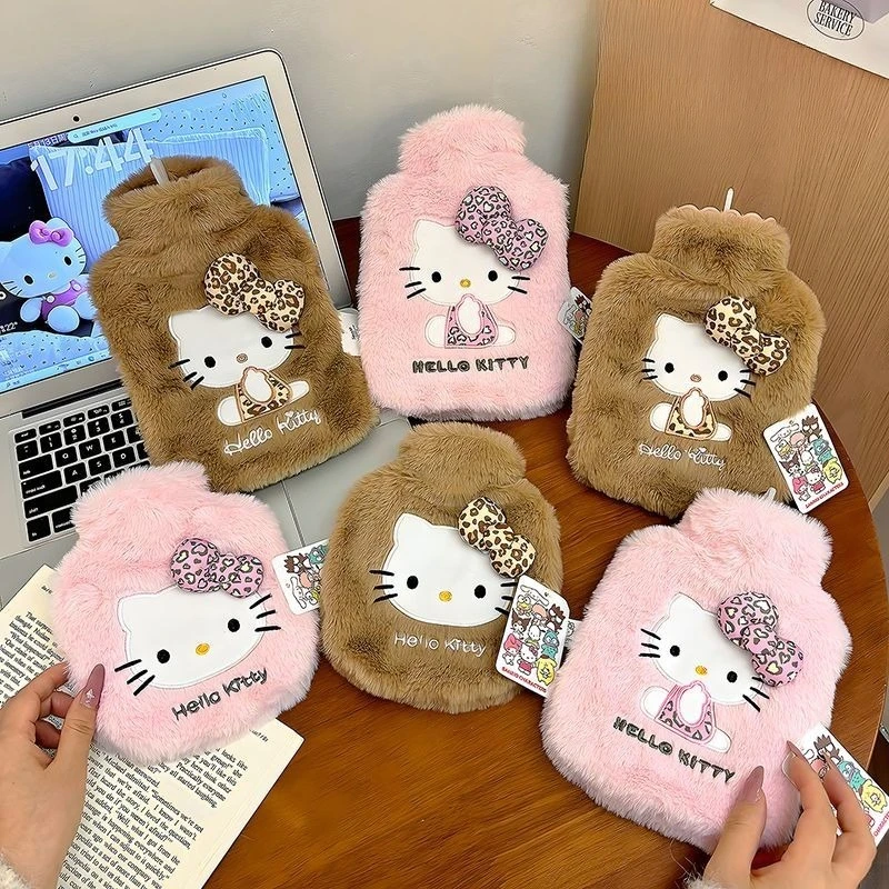 

Winter Kawaii Hello Kitty Sanrio Re Shuidai Students Cute Cartoon Plush Water Injection Warm Handbags Christmas Gifts for Kids
