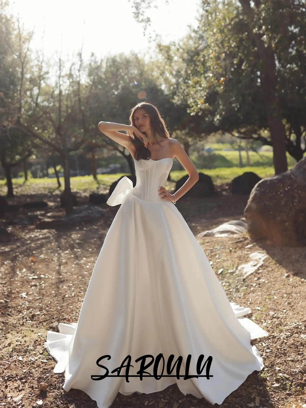

Graceful Satin Wedding Dress Customized A Line Long Train Bridal Gown With Bow Detail Princess Corset Sleeveless Bride Wear