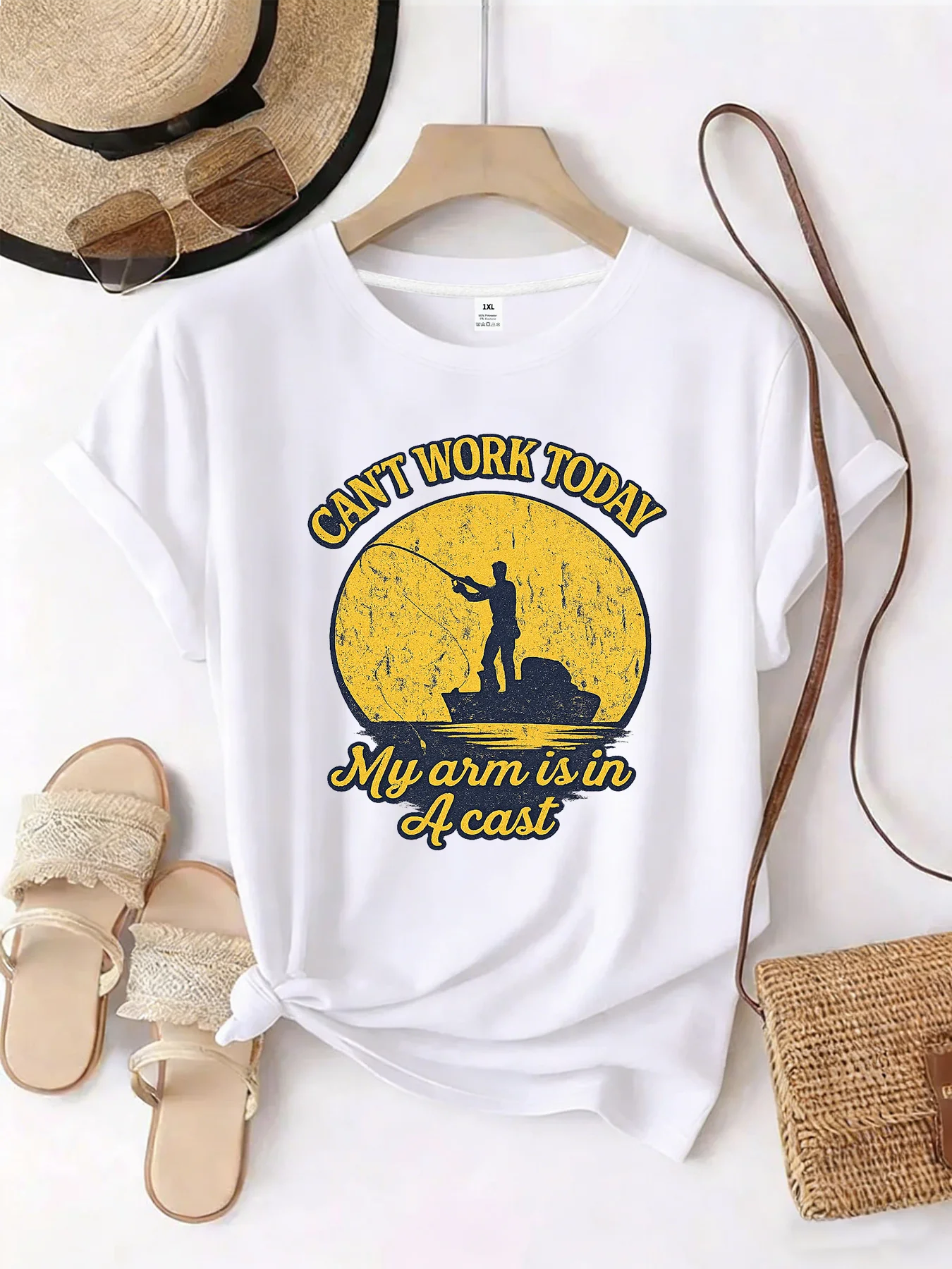 

【WZM101414】Fishing print plus size women's round neck summer casual short sleeved street fashion versatile plus size T-shirt