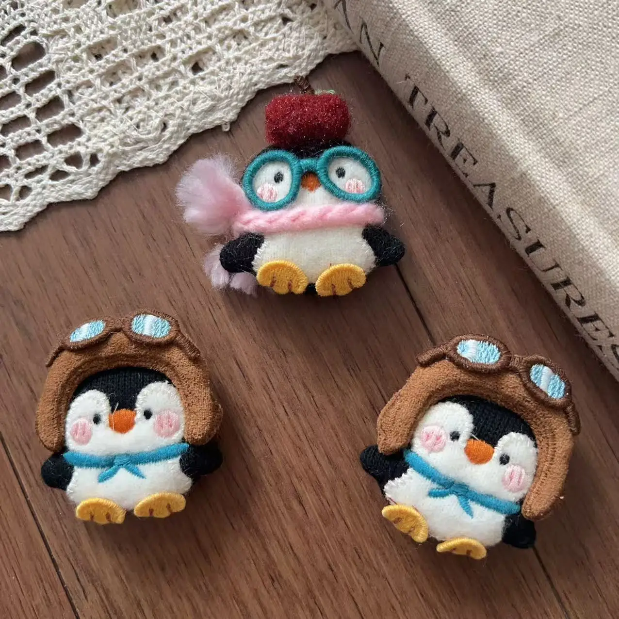 Stuffed Fabric Cute Penguin with Glasses Korean Style Hair Clip Brooch Pin for Shoes Hat Clothing Embellishment Premium