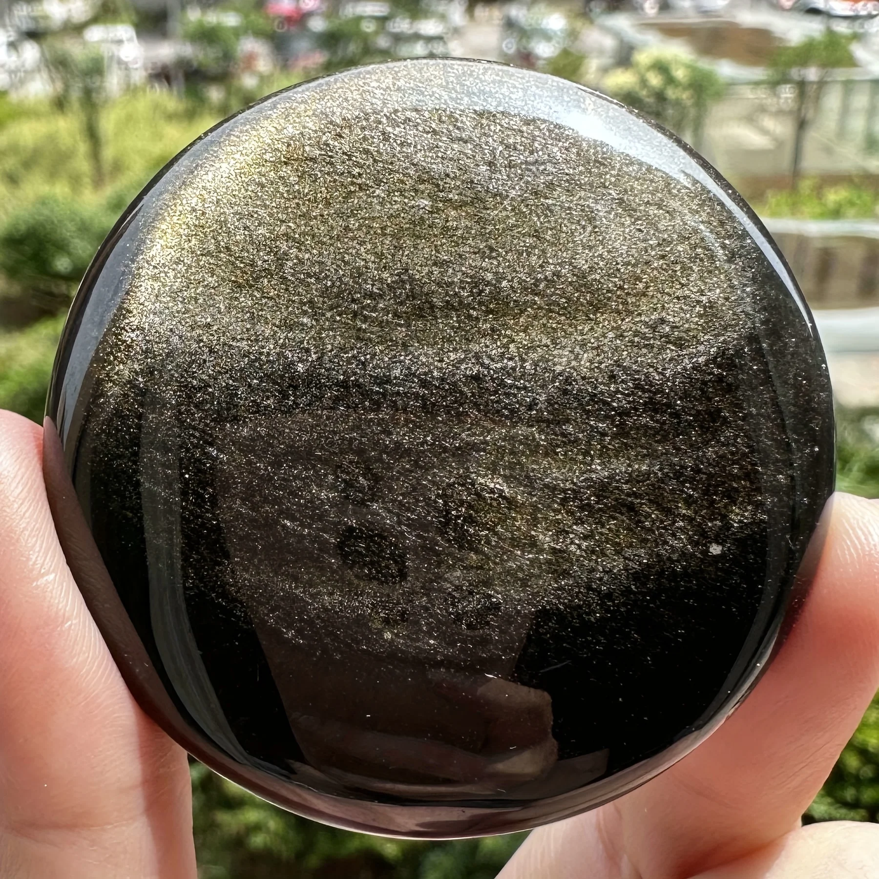 

1pc Natural Golden Obsidian Round Palm Stone, Palm Stone, Round Worry Stone for Gift & Decoration