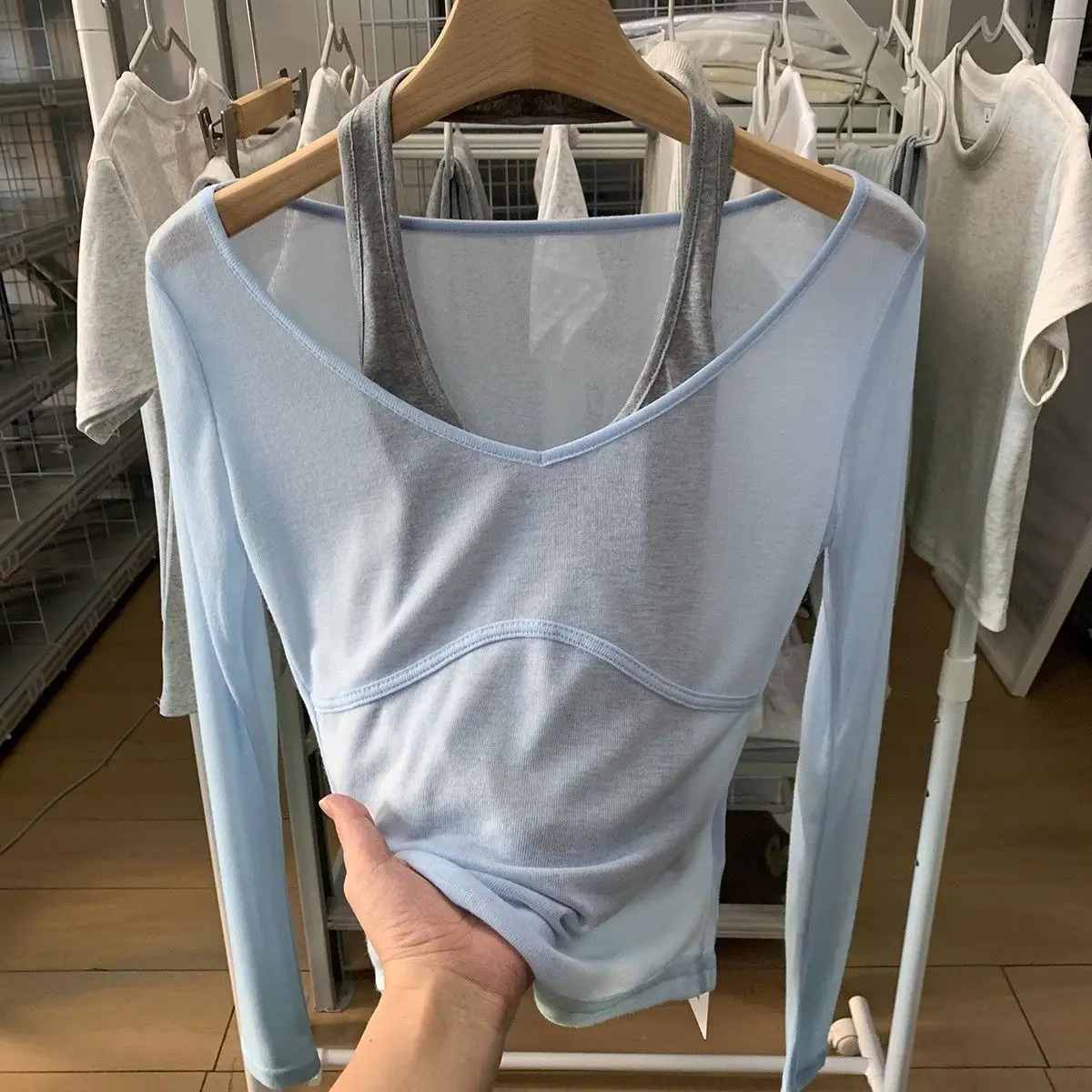 Letni, słodki koreański zestaw dwuczęściowy: damskie bluzki z długim rękawem, prześwitujące topy + elastyczna kamizelka, ochrona przeciwsłoneczna, dopasowany krój, zestaw casualowy.