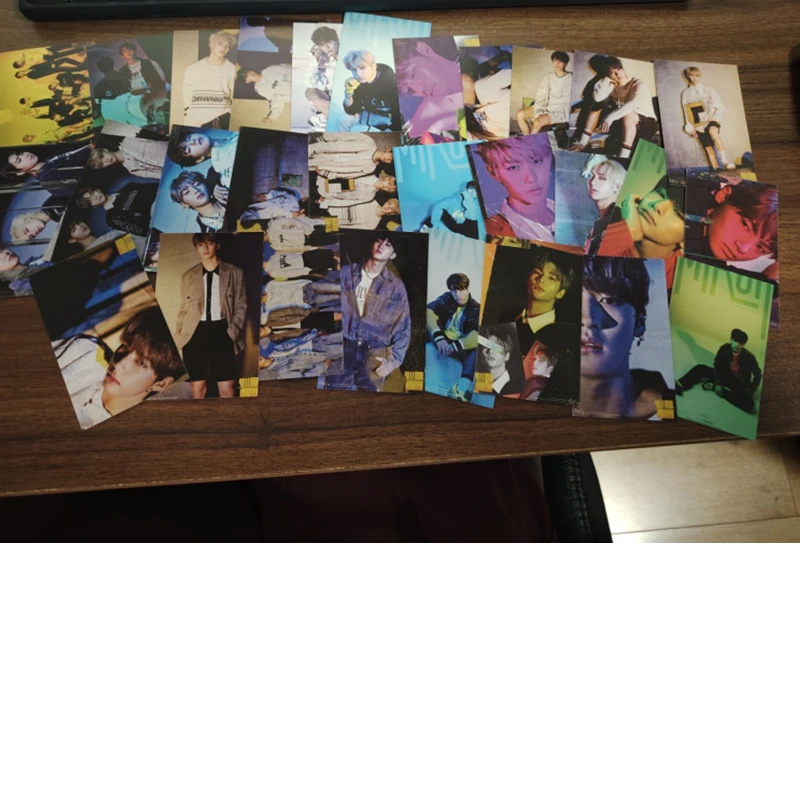 Collectible small cards, 30 star peripheral LOMO cards I.N LEEKNOW FELIX BANG CHAN CHANGBIN HAN HYUNJIN SEUNGIN