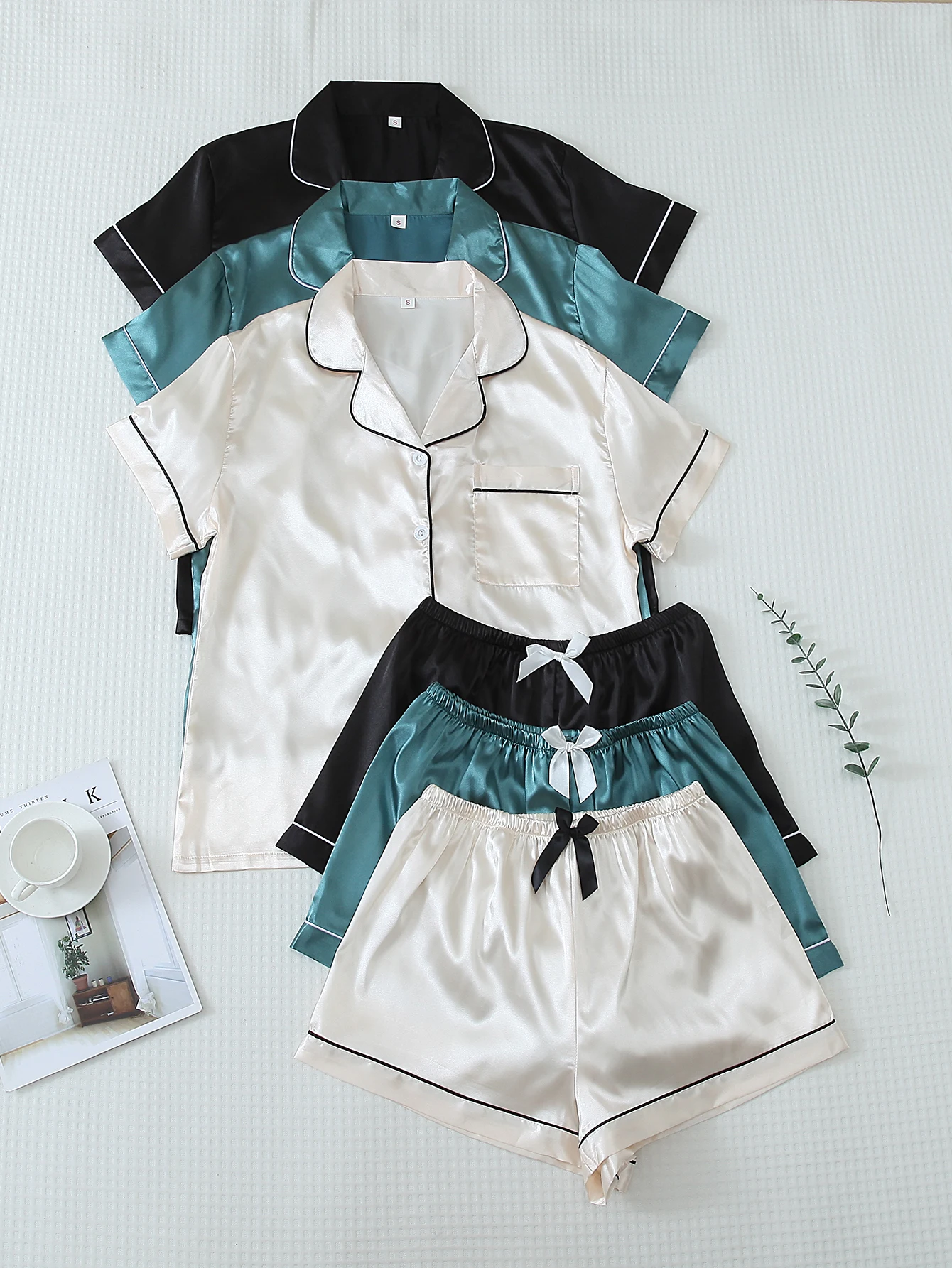 Three-Piece Satin Solid Color Satin Lapel Short-Sleeve Top with Pockets and Bow Shorts Women's Pajama Loungewear Set Suitable for Home Use
