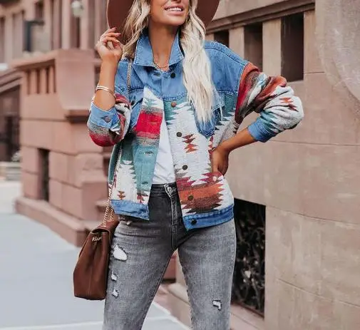 

Осенняя новая джинсовая куртка с цветными блоками, модная и персонализированная, уличный стиль, короткая джинсовая куртка с лацканами