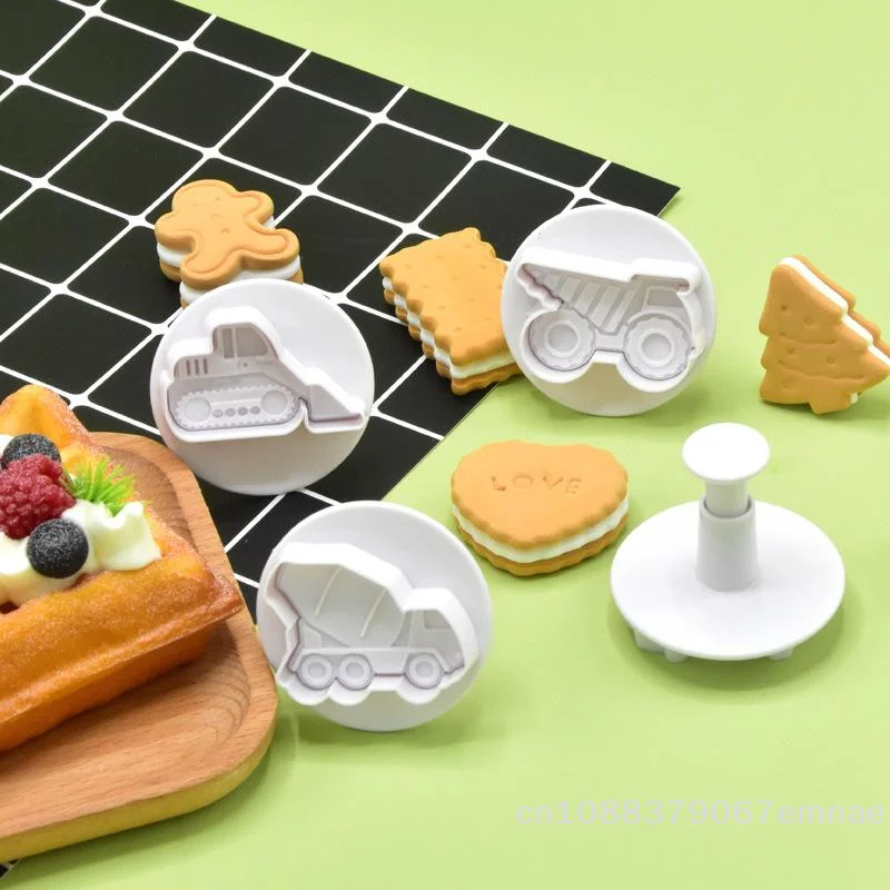 

[ZYAS]【xxx】4pcs 3D Car Plane Cookie Cutter Biscuit Mold Train Vehicle Transportation Baking Stamp Press Plunger Fondant Cutters
