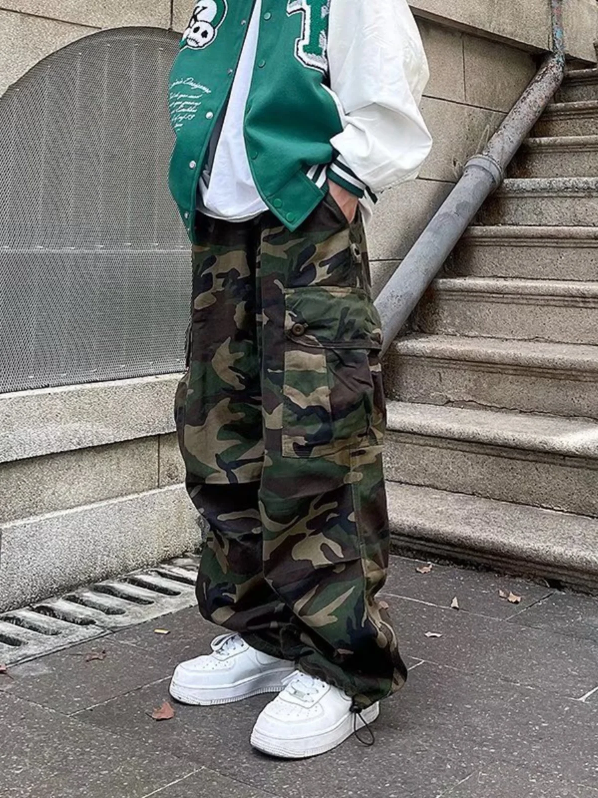 

Retro American Hip Hop Loose Wide Leg Camouflage Pants Casual Workwear Trousers for Men High Street Trend Youth Active Sle