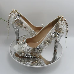 2024 Luxury White Pearl Fish Mouth tacchi alti scarpe da sposa in cristallo Fashion Party abito da sera tacchi alti diamante d'acqua da donna